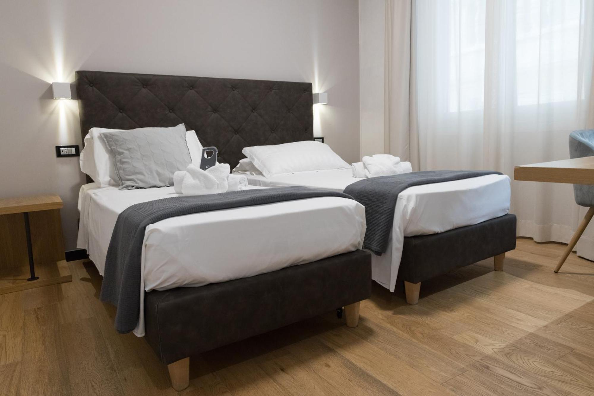 Hotel Doria Genova Esterno foto